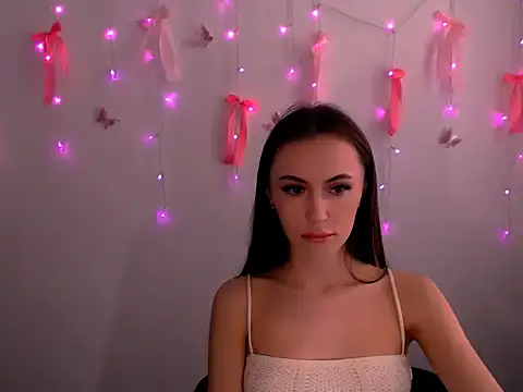 Snapshot of Nikonara_Love chatting on 05.27.26 Nikonara Love online show from 05.27.26