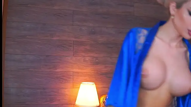 Juicy Jessye online show from 10.31.25