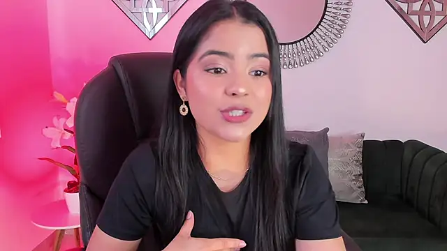 Layla Breezee online show from 02.08.26