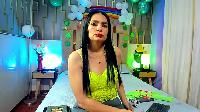 scarlet hit online show from 03.15.25