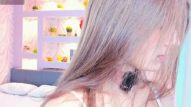 FloraDobb online show from 10.24.25