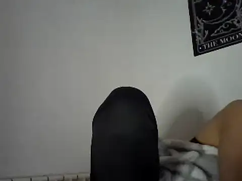 Snapshot of luzia_sweetie chatting on 01.23.25 luzia sweetie online show from 01.23.25