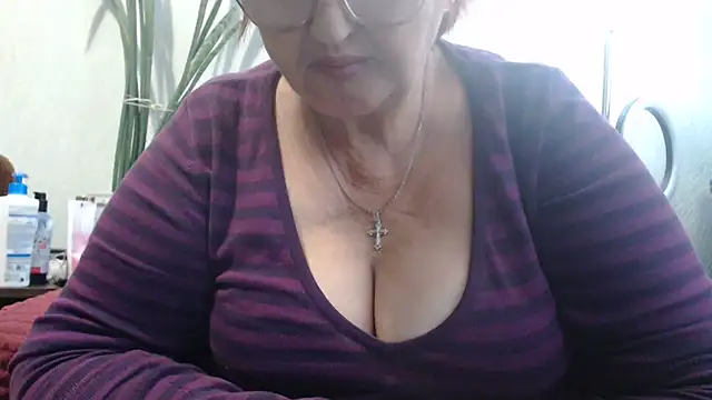 DeniseeRosea online show from 10.01.25
