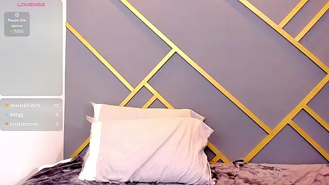 Snapshot of Alaia_Colins chatting on 03.21.25 Alaia Colins online show from 03.21.25