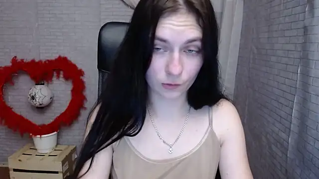 Snapshot of AmandaJi_ chatting on 02.04.25 AmandaJi  online show from 02.04.25