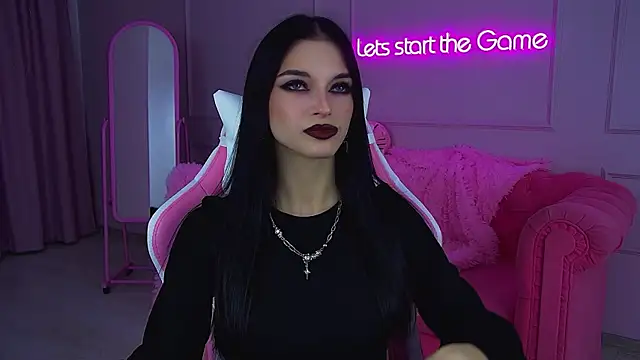 BeverlyMost online show from 11.12.25