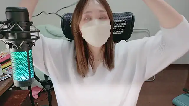 Snapshot of mio7635 chatting on 07.23.26 mio7635 online show from 07.23.26