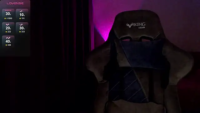 Snapshot of Ohmy_Nora_ chatting on 02.12.25 Ohmy Nora  online show from 02.12.25