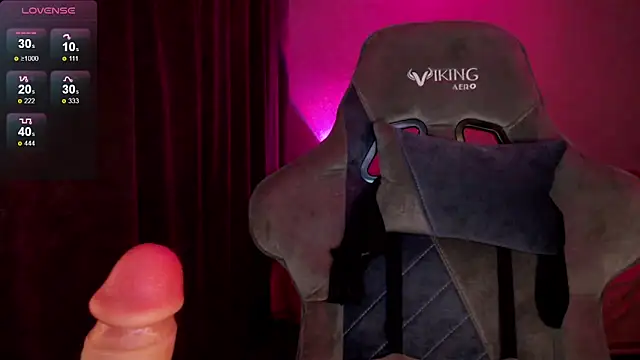 Snapshot of Ohmy_Nora_ chatting on 02.14.25 Ohmy Nora  online show from 02.14.25