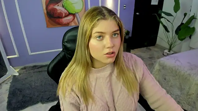 alaia greyy online show from 11.08.25