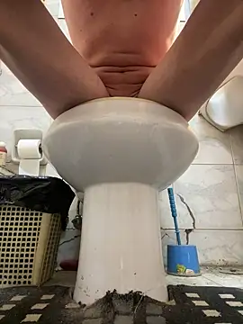 Snapshot of aebaleek2505 chatting on 02.15.25 aebaleek2505 online show from 02.15.25