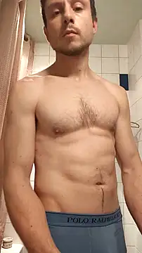 Snapshot of Vyda4 chatting on 11.06.25 Vyda4 online show from 11.06.25