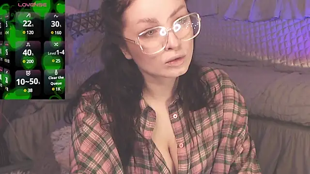 BritneyBarker online show from 02.15.25