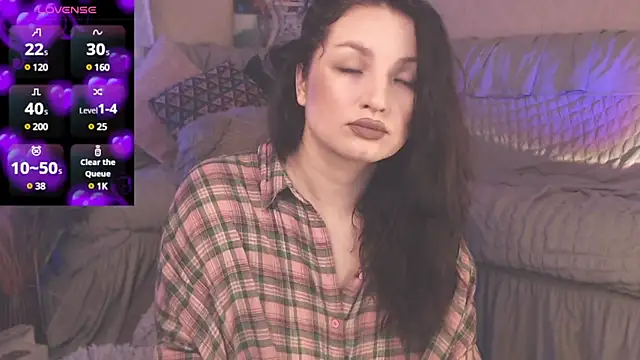 BritneyBarker online show from 03.13.25