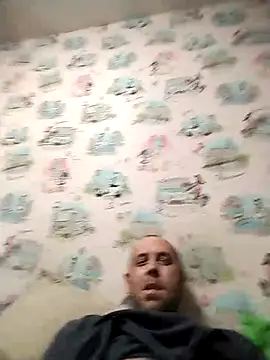 MaxDevilWhite online show from 11.19.25