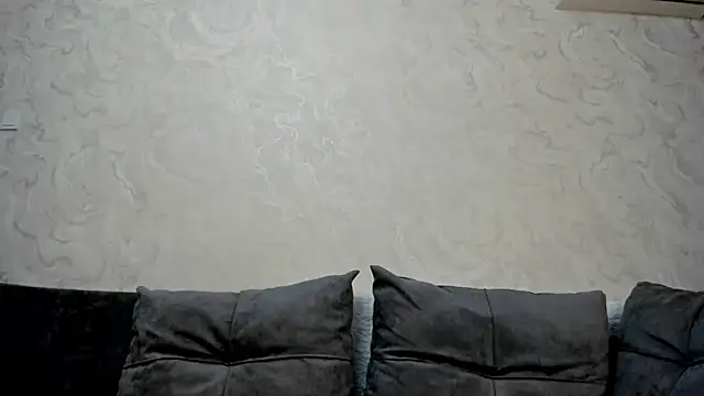 Yuki miiii online show from 01.28.25