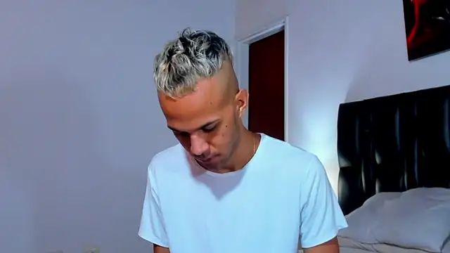 Jeremmy Love online show from 02.08.25