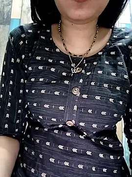 cute IndianBabe online show from 04.05.26