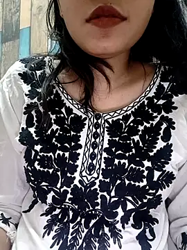 cute IndianBabe online show from 04.12.26