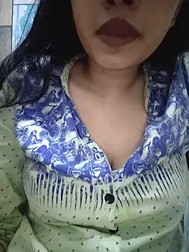 Snapshot of cute_IndianBabe chatting on 07.08.26 cute IndianBabe online show from 07.08.26