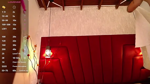 Freya and Freyr online show from 02.13.25