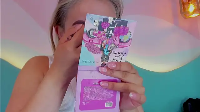 Lannajansen online show from 10.29.25