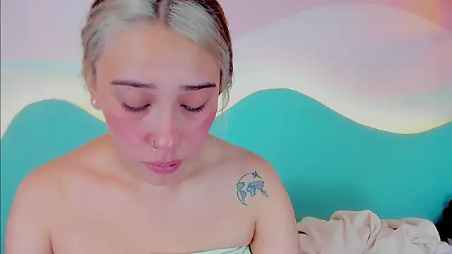 Lannajansen online show from 10.31.25