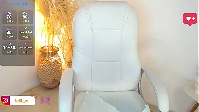Snapshot of Sofi_BBW chatting on 03.15.26 Sofi BBW online show from 03.15.26
