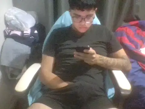 luciano18  online show from 01.22.25