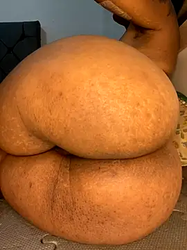 Snapshot of Charlotte_bronxxx chatting on 10.18.25 Charlotte bronxxx online show from 10.18.25