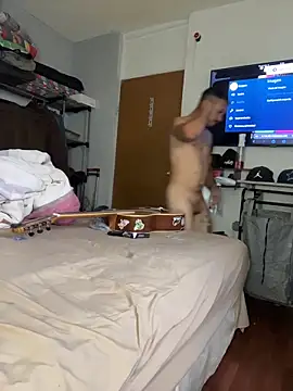 Snapshot of paullliliu chatting on 09.28.25 paullliliu online show from 09.28.25