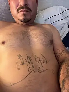 Snapshot of paullliliu chatting on 01.13.26 paullliliu online show from 01.13.26