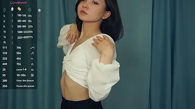 VeronaCritchlow online show from 03.06.25