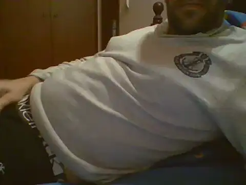 Snapshot of _tuga_man_ chatting on 03.10.25  tuga man  online show from 03.10.25