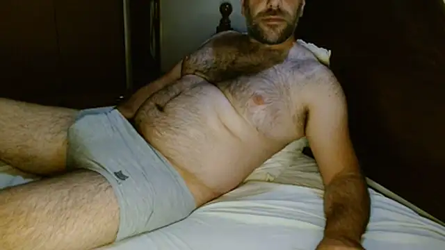 Snapshot of _tuga_man_ chatting on 06.28.26 tuga man online show from 06.28.26