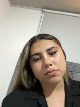 MeganCrow online show from 02.17.26