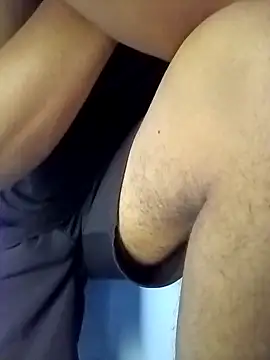 Snapshot of randit7 chatting on 03.10.25 randit7 online show from 03.10.25