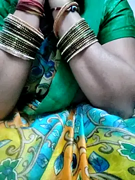 Snapshot of laxmitelugu78 chatting on 03.08.25 laxmitelugu78 online show from 03.08.25