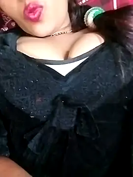 Snapshot of Simrandeshipp chatting on 01.30.25 Simrandeshipp online show from 01.30.25