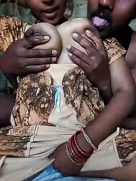 Snapshot of Simrandeshipp chatting on 02.04.25 Simrandeshipp online show from 02.04.25