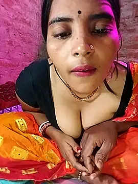 Snapshot of Simrandeshipp chatting on 03.11.25 Simrandeshipp online show from 03.11.25