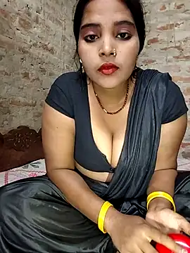 Snapshot of Simrandeshipp chatting on 12.01.25 Simrandeshipp online show from 12.01.25