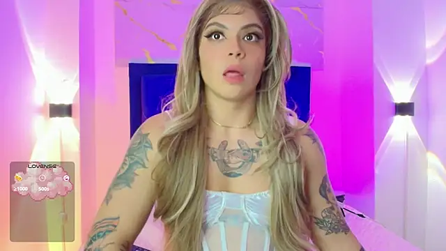 REBECA VALENTINE online show from 01.27.25