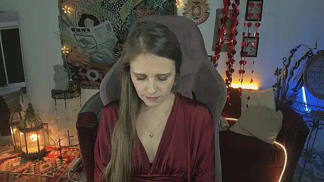Snapshot of EmiliaBedy chatting on 03.03.25 EmiliaBedy online show from 03.03.25
