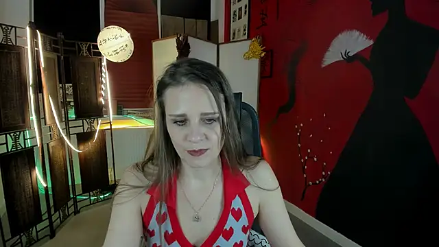Snapshot of EmiliaBedy chatting on 03.04.25 EmiliaBedy online show from 03.04.25