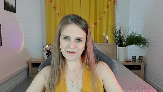 Snapshot of EmiliaBedy chatting on 03.15.25 EmiliaBedy online show from 03.15.25