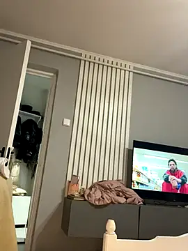 bunnythetailor online show from 10.09.25