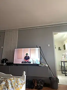 bunnythetailor online show from 04.04.26