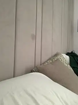 Snapshot of bunnythetailor chatting on 05.18.26 bunnythetailor online show from 05.18.26