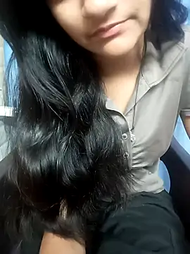 Snapshot of Tanu-00 chatting on 03.20.25 Tanu-00 online show from 03.20.25